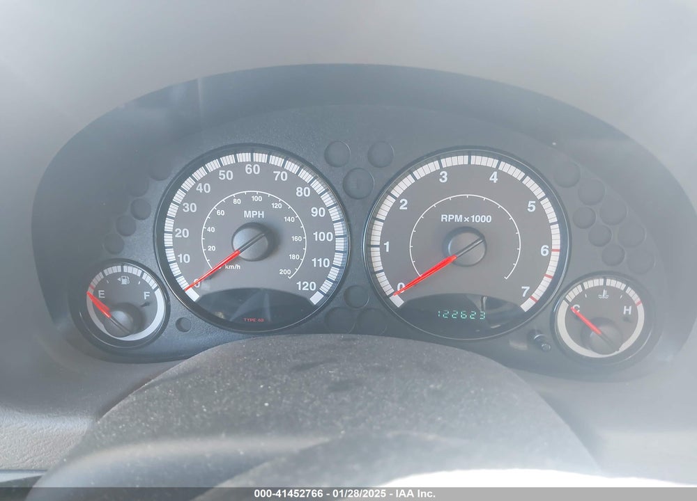 2005 JEEP LIBERTY SPORT VIN: 1J8GL48K35W593269