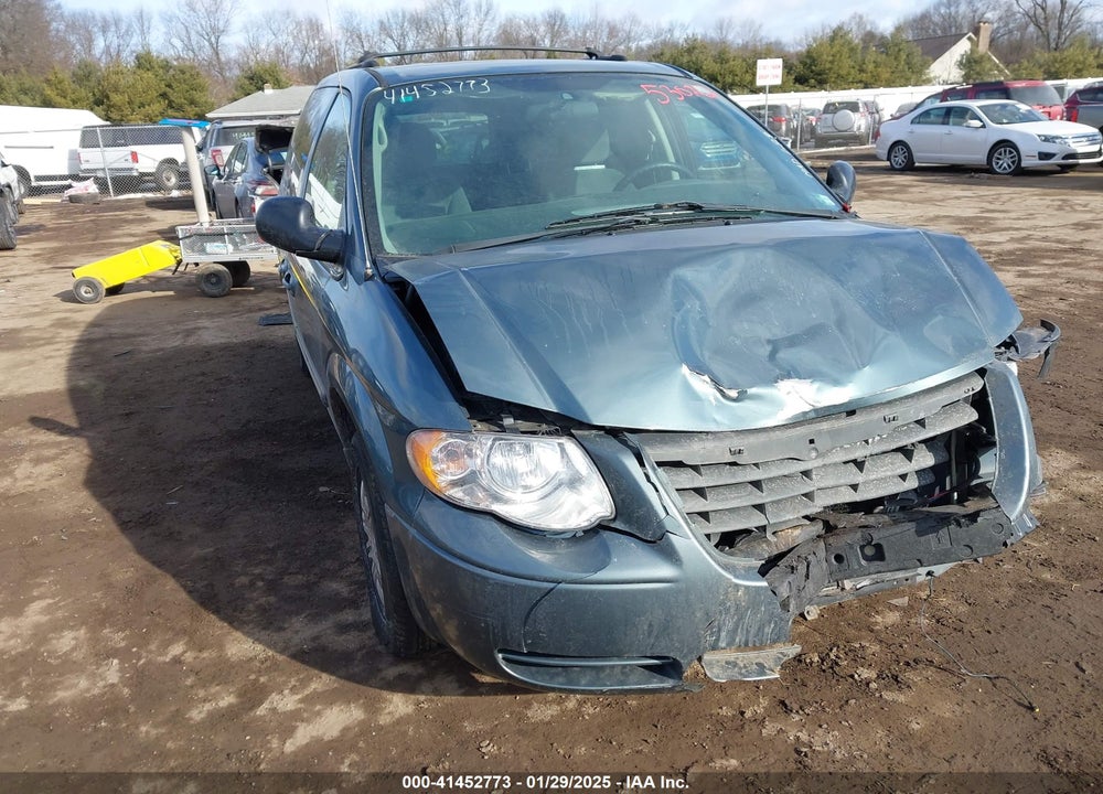 2005 CHRYSLER TOWN & COUNTRY TOURING VIN: 2C4GP54L35R530262