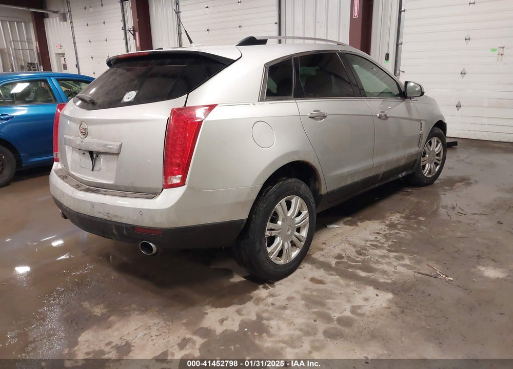 2011 CADILLAC SRX LUXURY COLLECTION VIN: 3GYFNDEY5BS668240