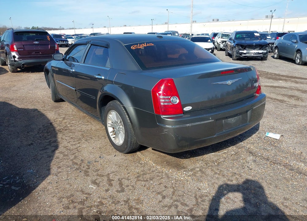 2010 CHRYSLER 300 TOURING/SIGNATURE SERIES/EXECUTIVE SERIES VIN: 2C3CA5CV7AH225242