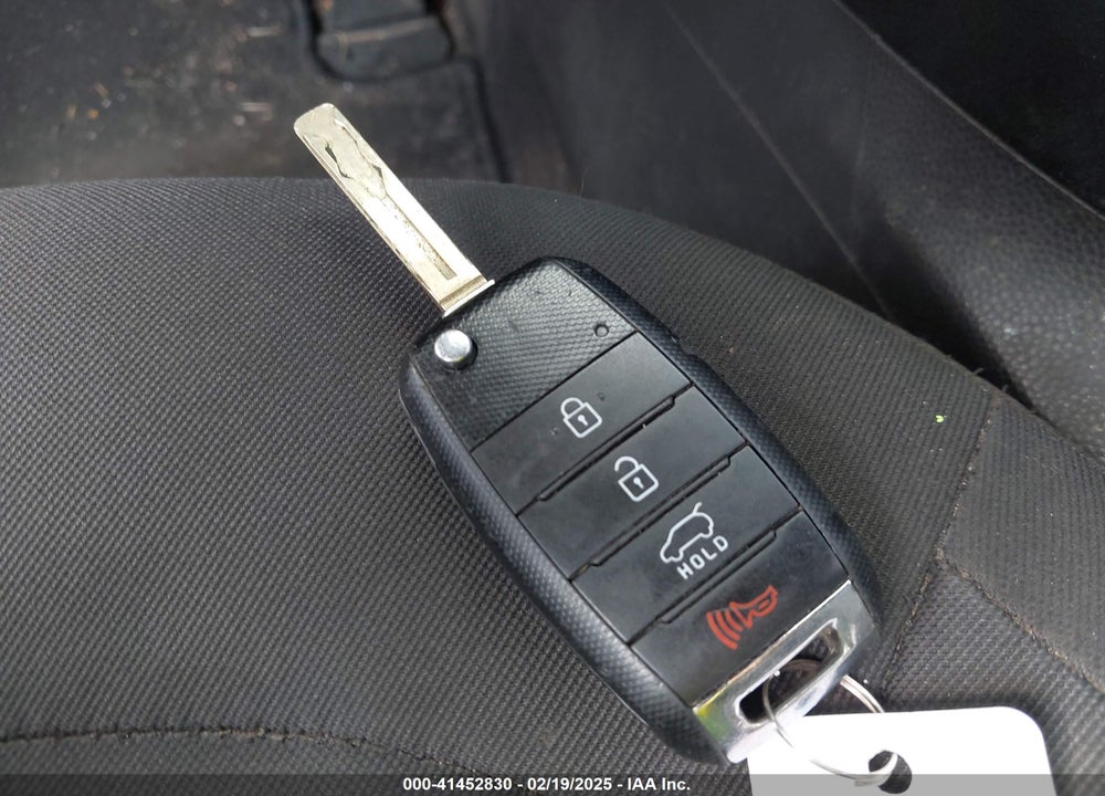 2015 KIA SOUL VIN: KNDJN2A23F7810501