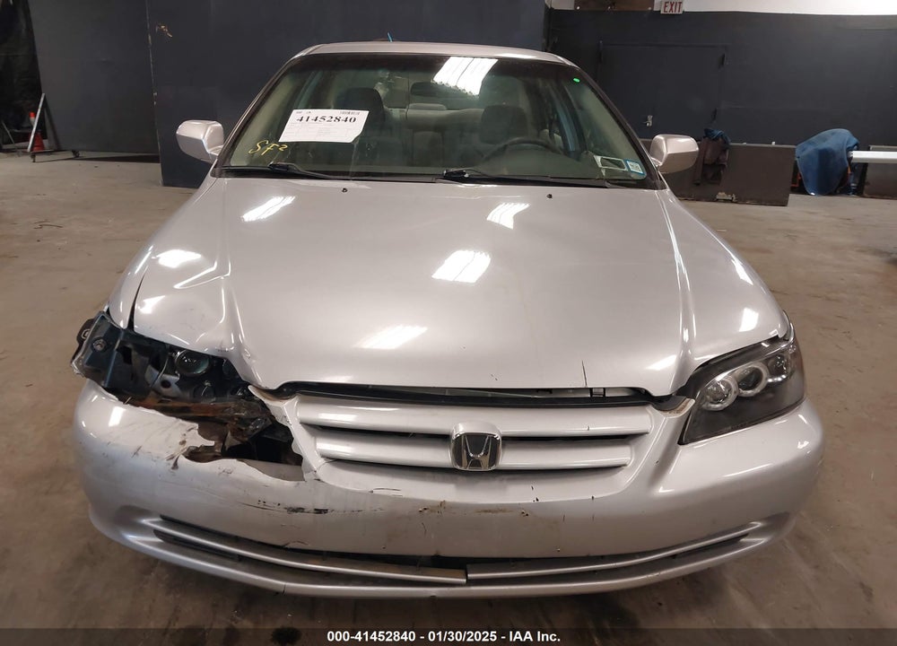 2001 HONDA ACCORD 3.0 LX VIN: 1HGCG16481A086342