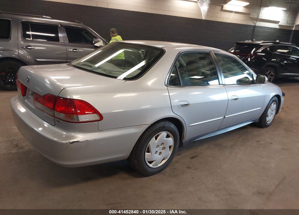 2001 HONDA ACCORD 3.0 LX VIN: 1HGCG16481A086342