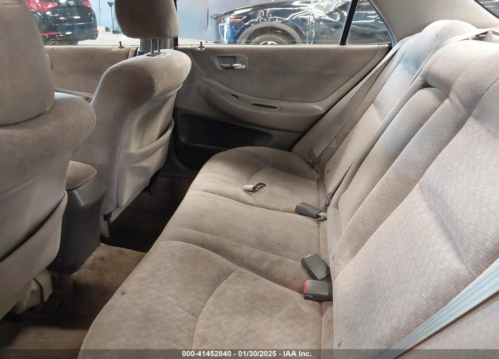 2001 HONDA ACCORD 3.0 LX VIN: 1HGCG16481A086342
