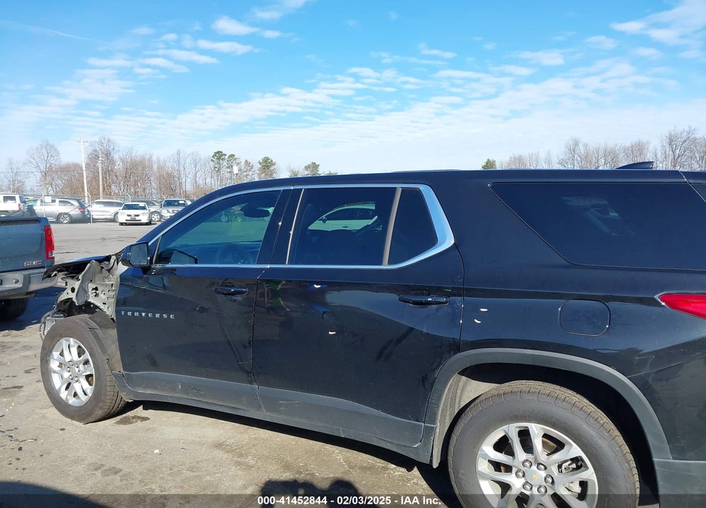 2020 CHEVROLET TRAVERSE FWD LS VIN: 1GNERFKW9LJ289661