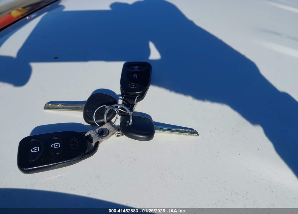 2013 HYUNDAI TUCSON GLS VIN: KM8JU3AC7DU602388
