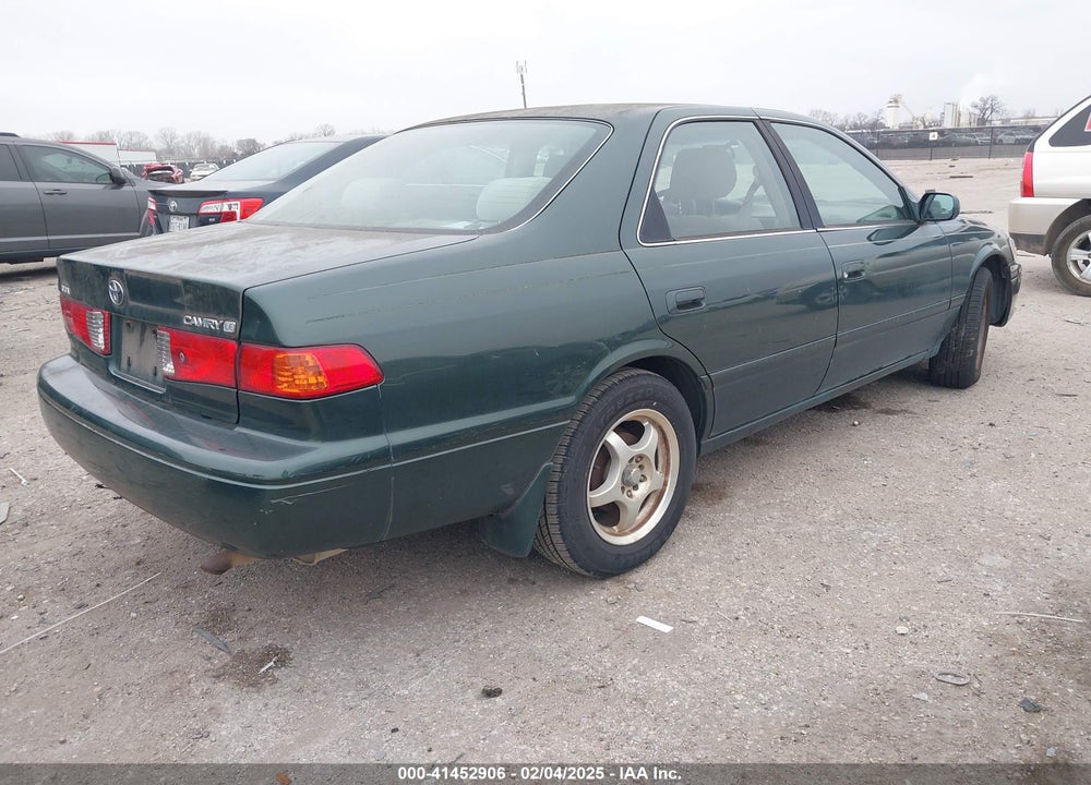 2001 TOYOTA CAMRY LE VIN: JT2BG22K010533023