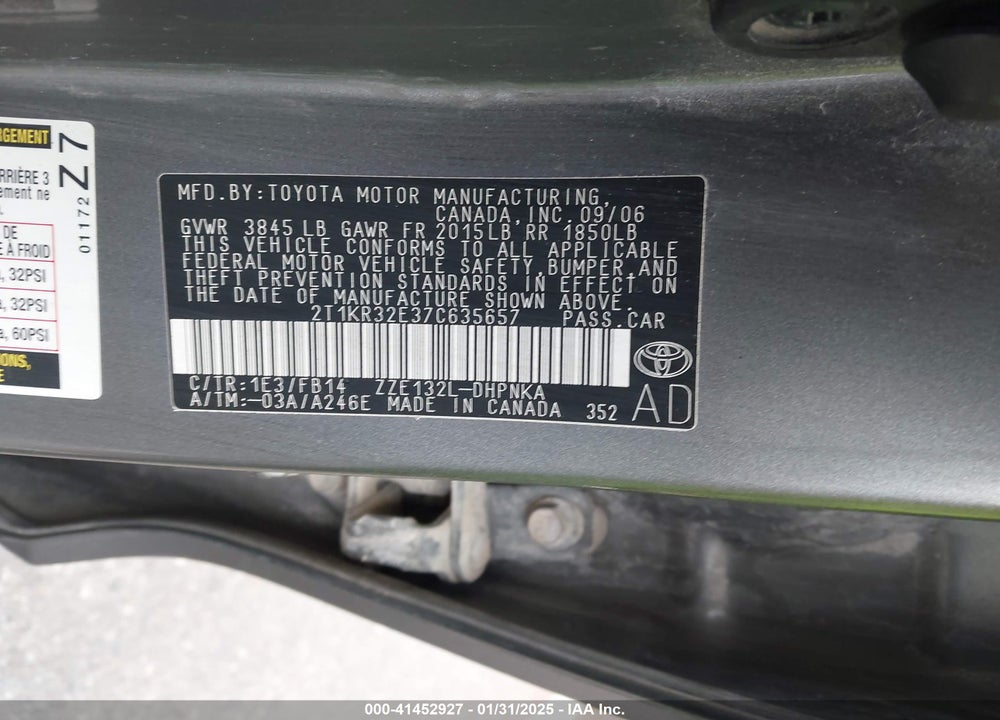 2007 TOYOTA MATRIX VIN: 2T1KR32E37C635657