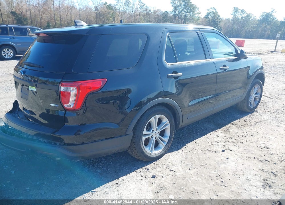 2018 FORD POLICE INTERCEPTOR VIN: 1FM5K8AR0JGC95312