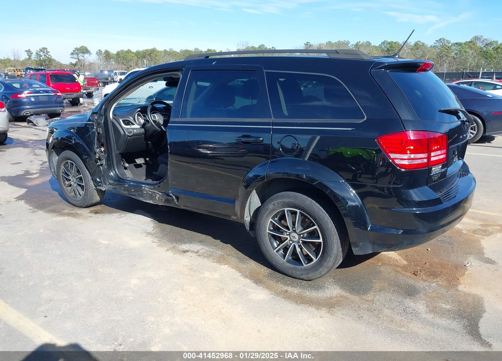 2018 DODGE JOURNEY SE VIN: 3C4PDCABXJT196232
