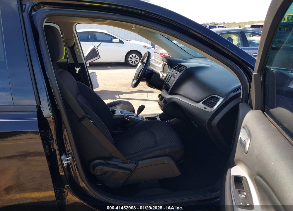2018 DODGE JOURNEY SE VIN: 3C4PDCABXJT196232