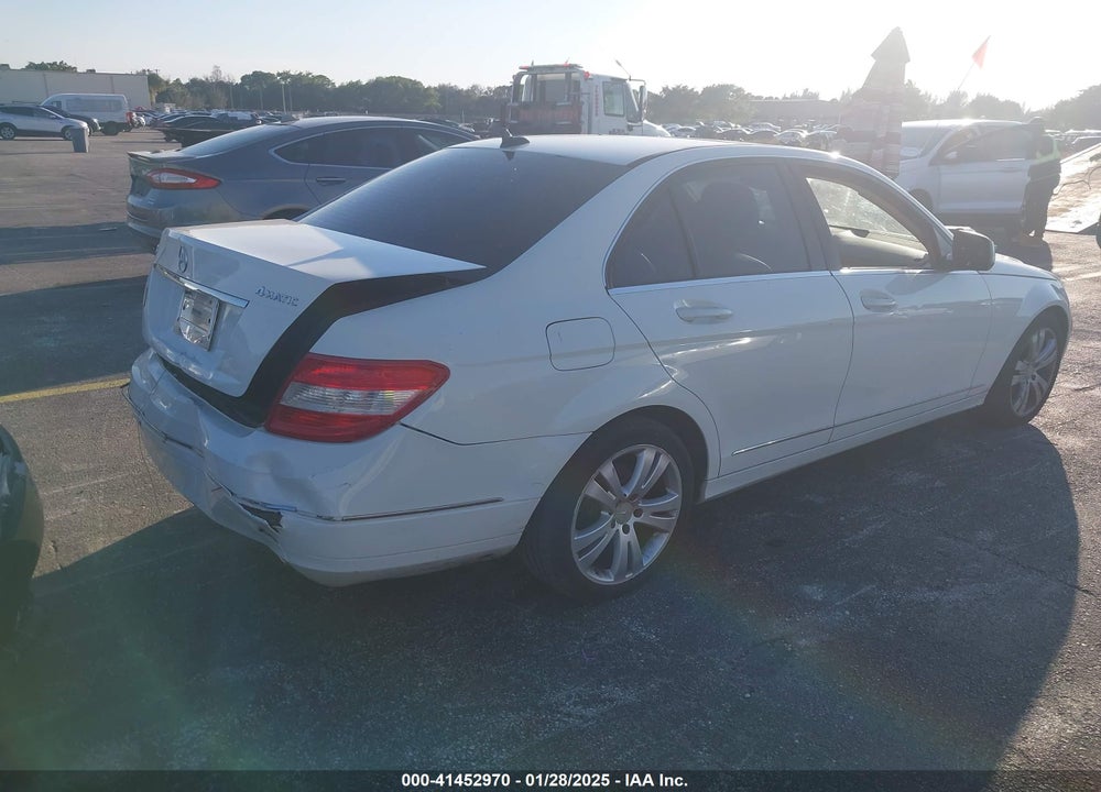 2008 MERCEDES-BENZ C 300 LUXURY 4MATIC/SPORT 4MATIC VIN: WDDGF81X08F128132