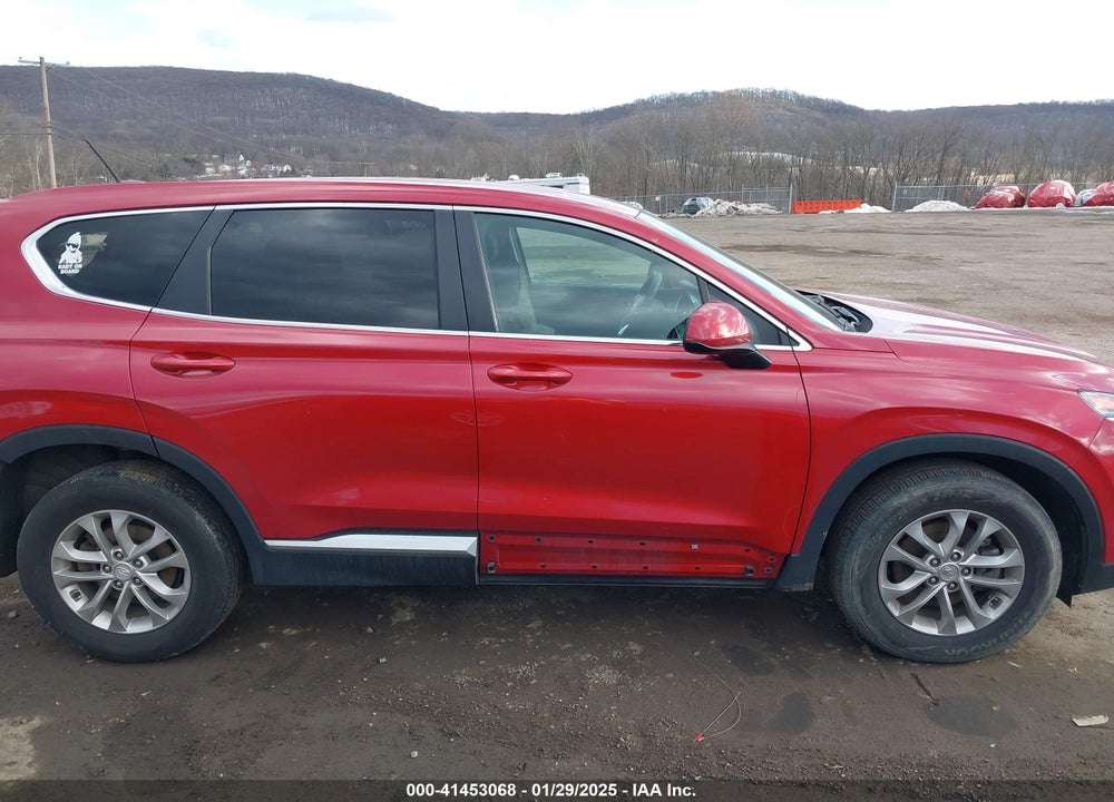 2019 HYUNDAI SANTA FE SE VIN: 5NMS2CAD0KH092039