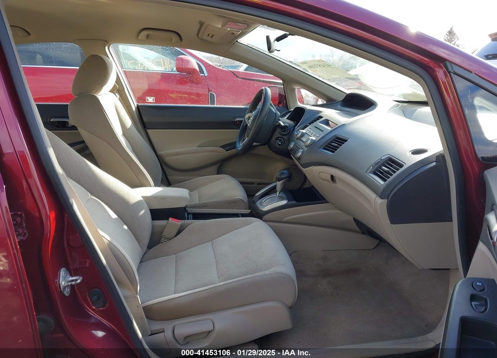 2010 HONDA CIVIC LX VIN: 19XFA1F51AE040418