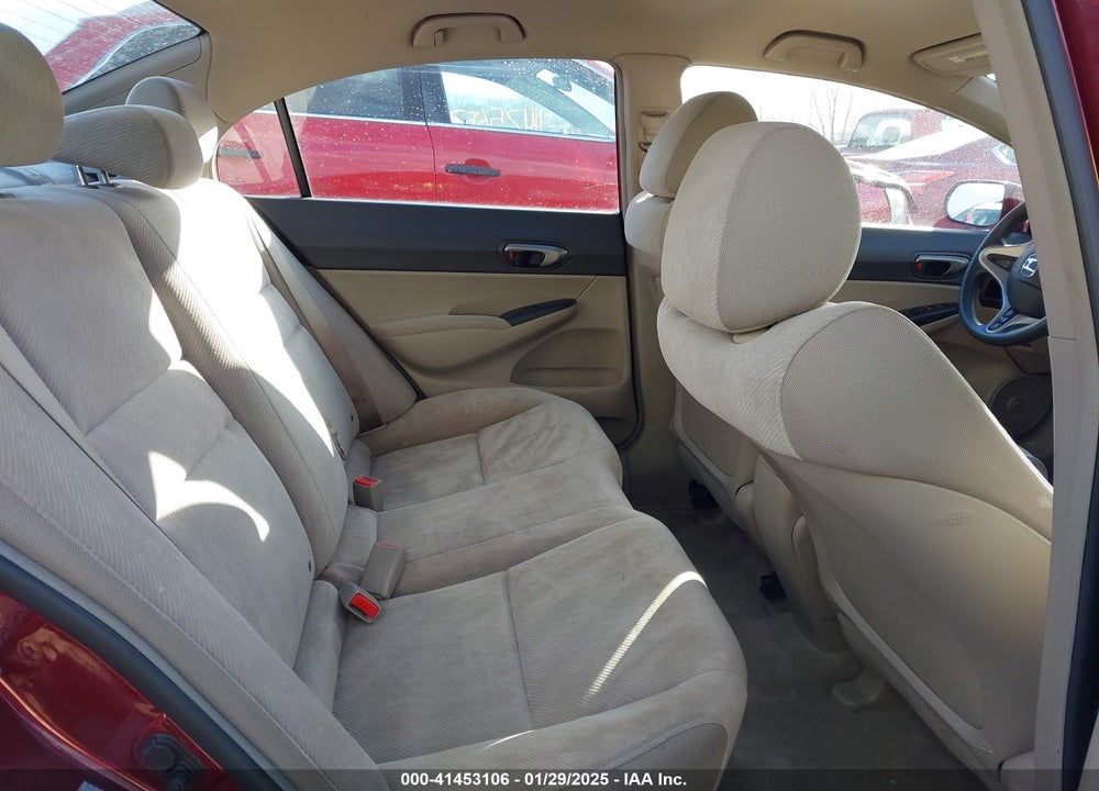 2010 HONDA CIVIC LX VIN: 19XFA1F51AE040418
