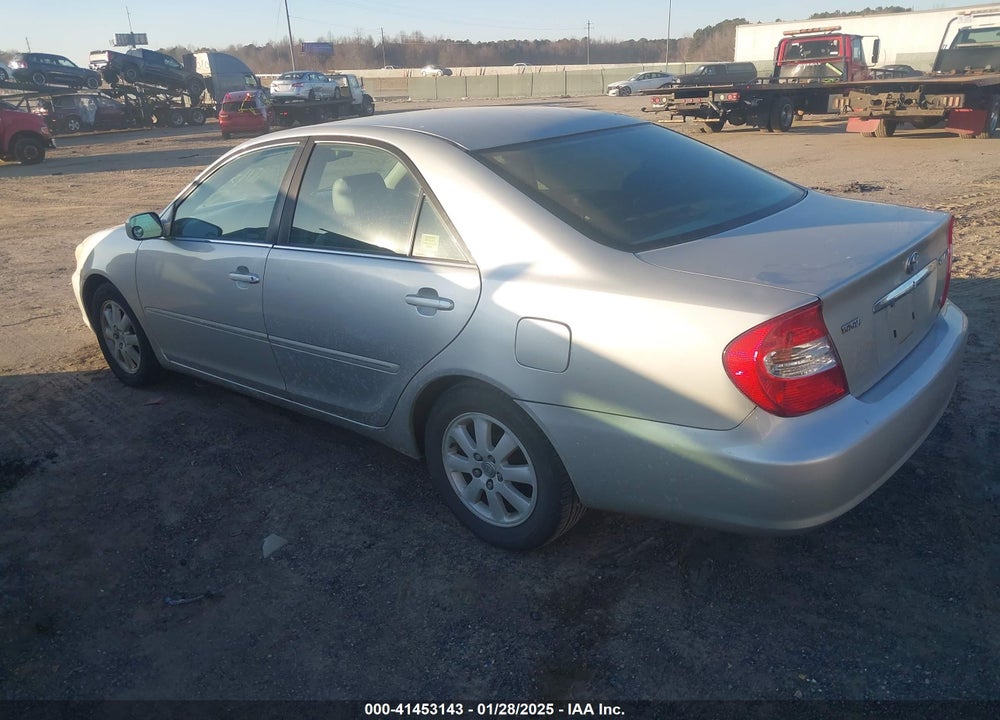 2004 TOYOTA CAMRY XLE V6 VIN: 4T1BF30K74U586054