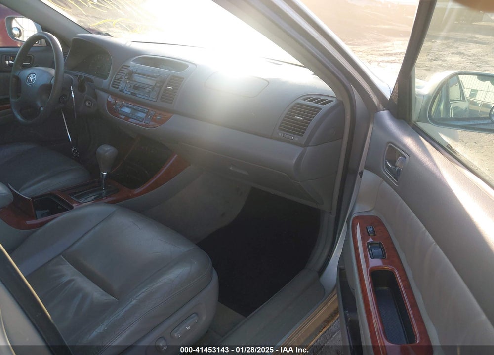 2004 TOYOTA CAMRY XLE V6 VIN: 4T1BF30K74U586054