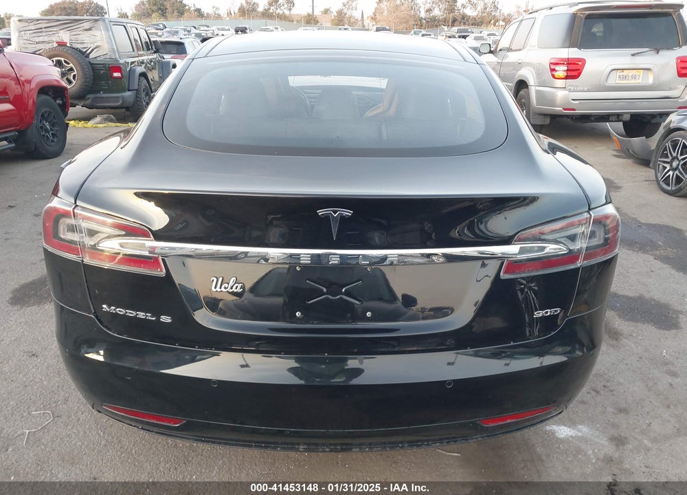 2016 TESLA MODEL S VIN: 5YJSA1E26GF156108