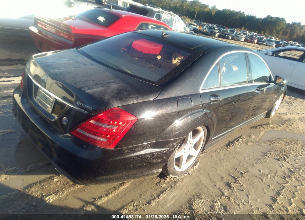 2010 MERCEDES-BENZ S 400 HYBRID VIN: WDDNG9FBXAA300080