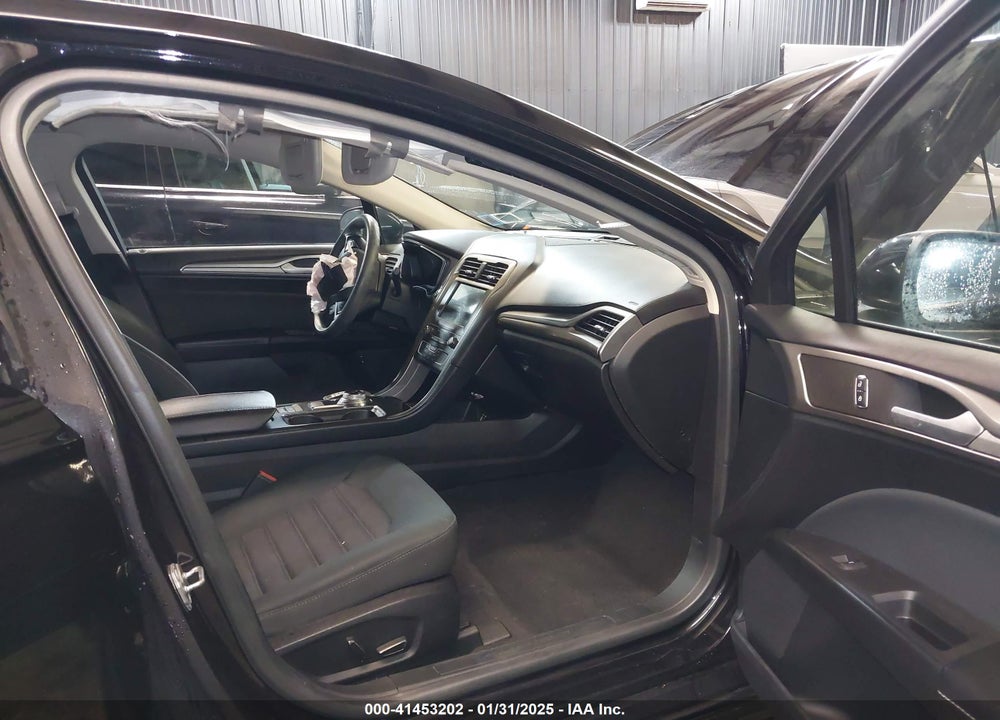 2019 FORD FUSION HYBRID VIN: 3FA6P0LU8KR192037
