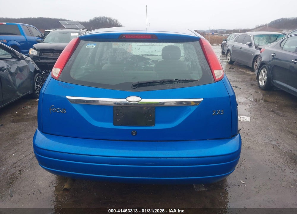 2002 FORD FOCUS ZX5 VIN: 3FAFP37302R232985