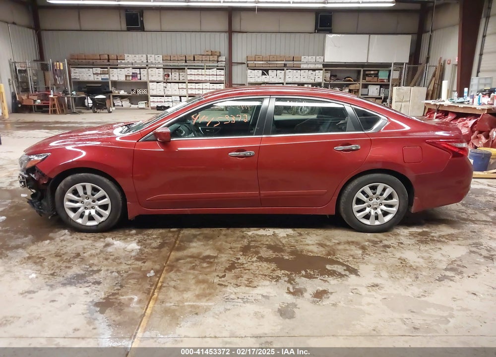 2017 NISSAN ALTIMA VIN: 1N4AL3AP4HN331838