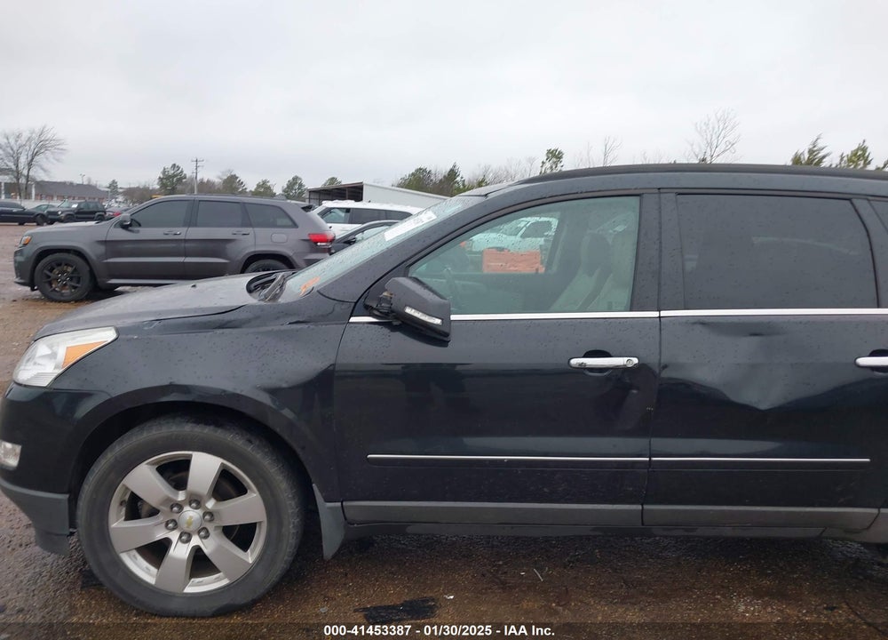 2011 CHEVROLET TRAVERSE LTZ VIN: 1GNKRLED1BJ342217