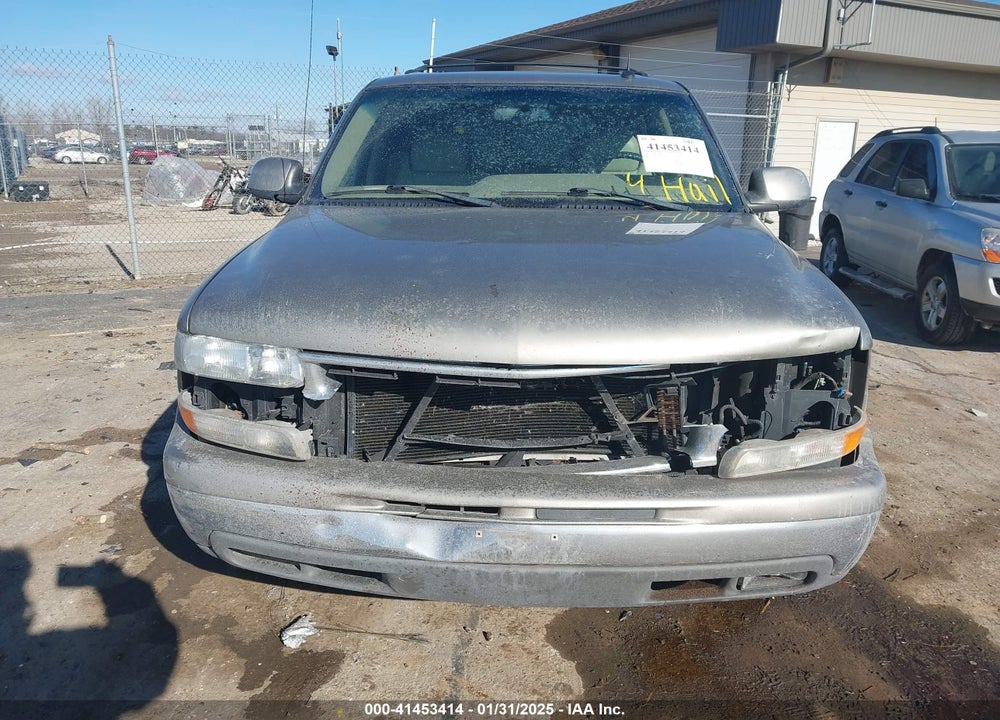 2002 CHEVROLET TAHOE LT VIN: 1GNEC13Z92R278513