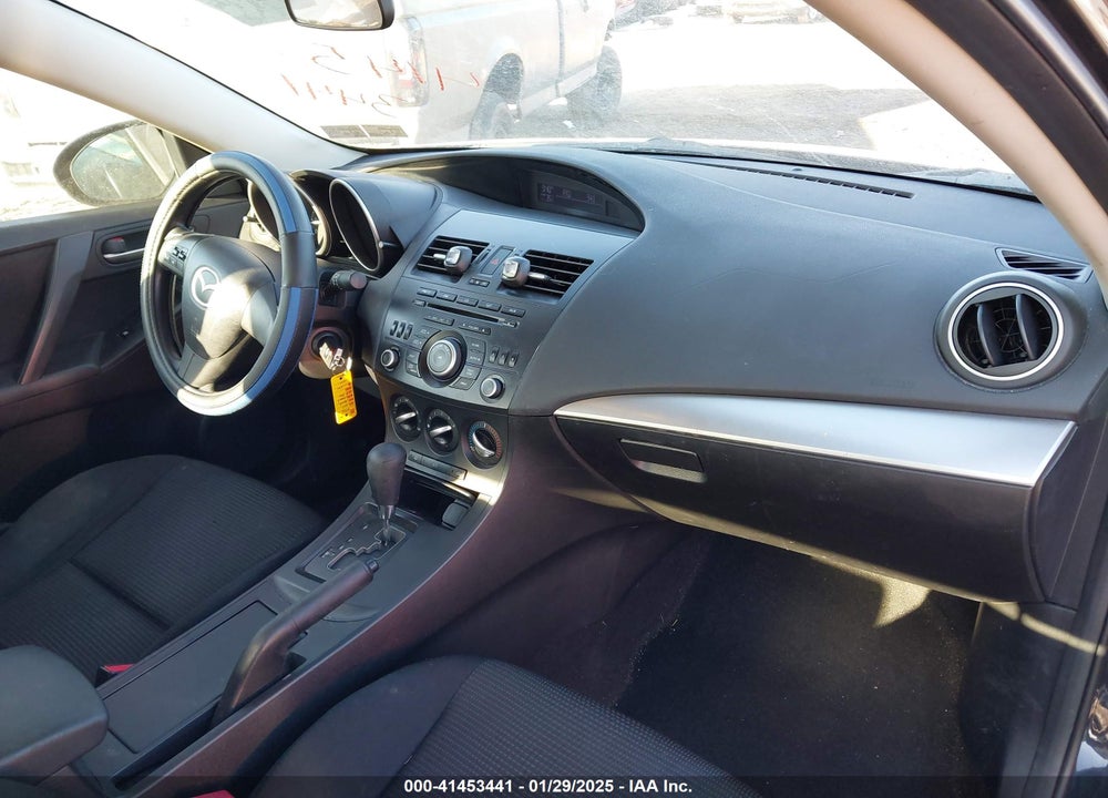 2012 MAZDA MAZDA3 VIN: JM1BL1UG0C1562041