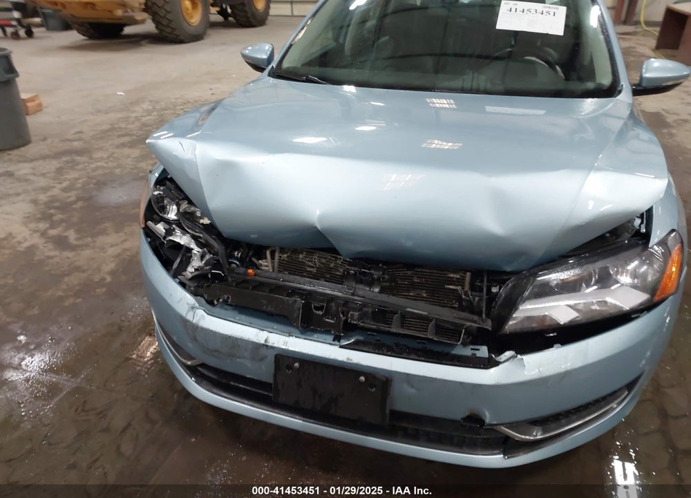 2012 VOLKSWAGEN PASSAT 2.5L SEL VIN: 1VWCH7A32CC058490