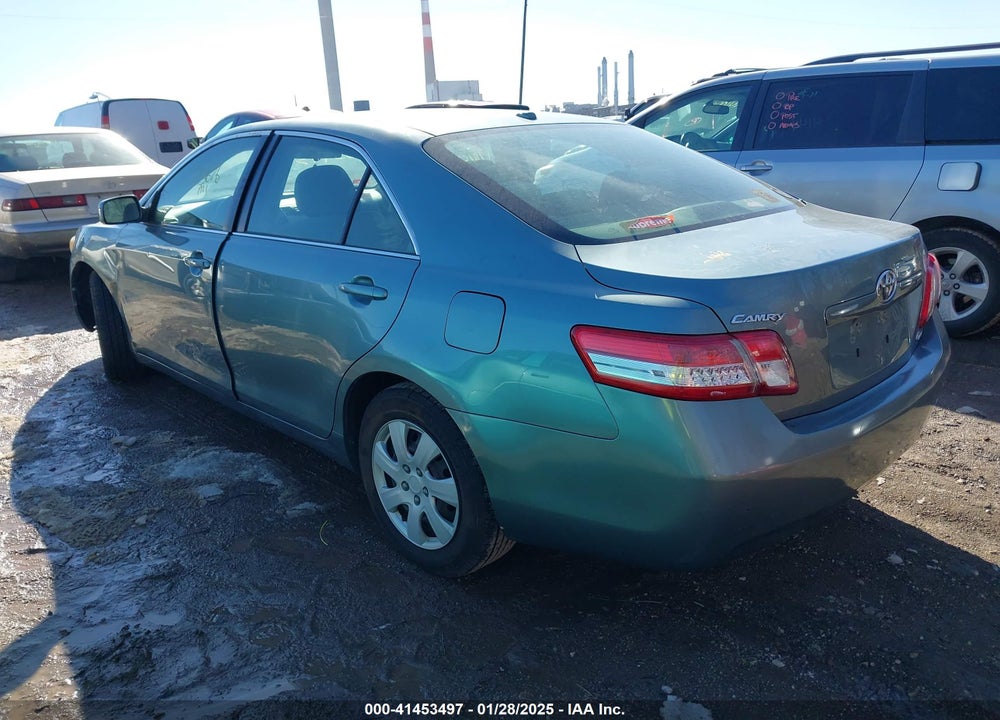 2011 TOYOTA CAMRY LE VIN: 4T1BF3EK4BU728351