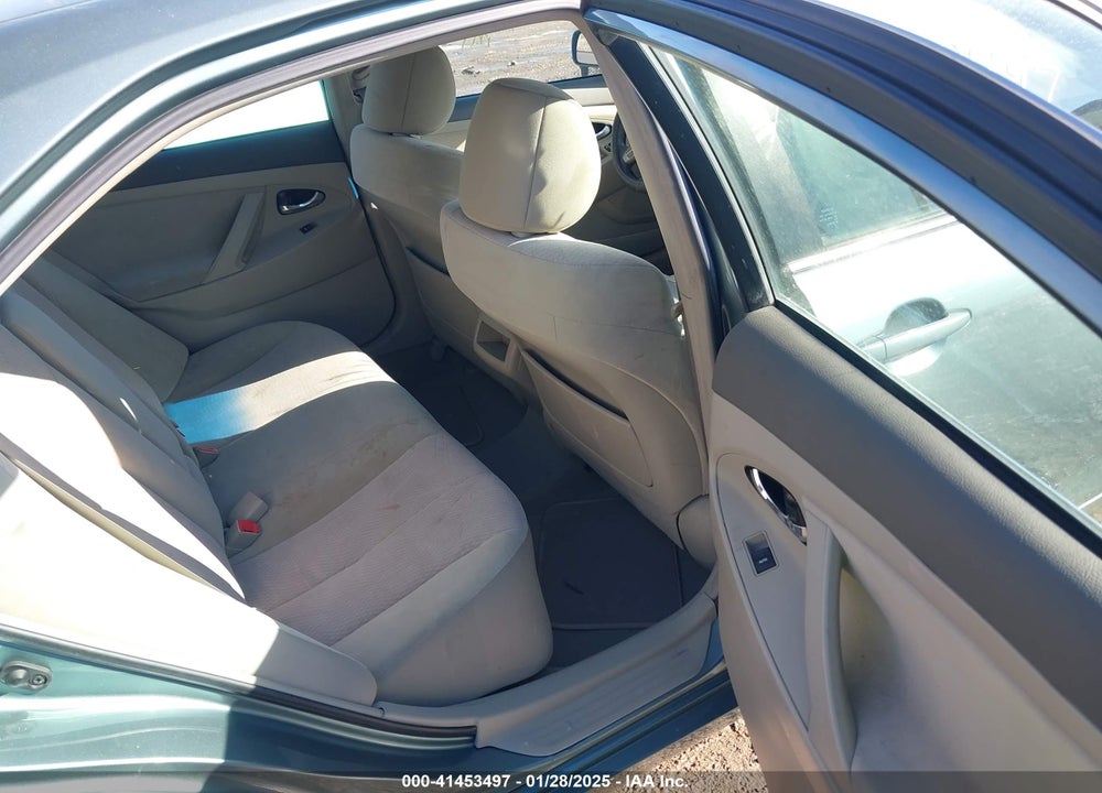 2011 TOYOTA CAMRY LE VIN: 4T1BF3EK4BU728351