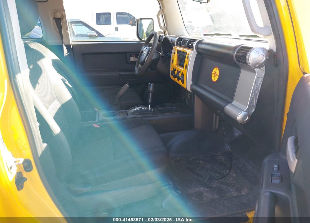 2008 TOYOTA FJ CRUISER VIN: JTEZU11F88K002160