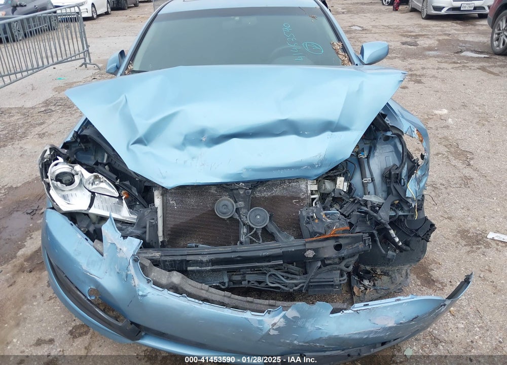 2011 HYUNDAI GENESIS VIN: KMHHT6KD4BU053210