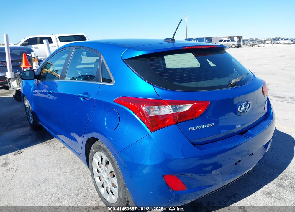 2017 HYUNDAI ELANTRA GT VIN: KMHD35LHXHU380200