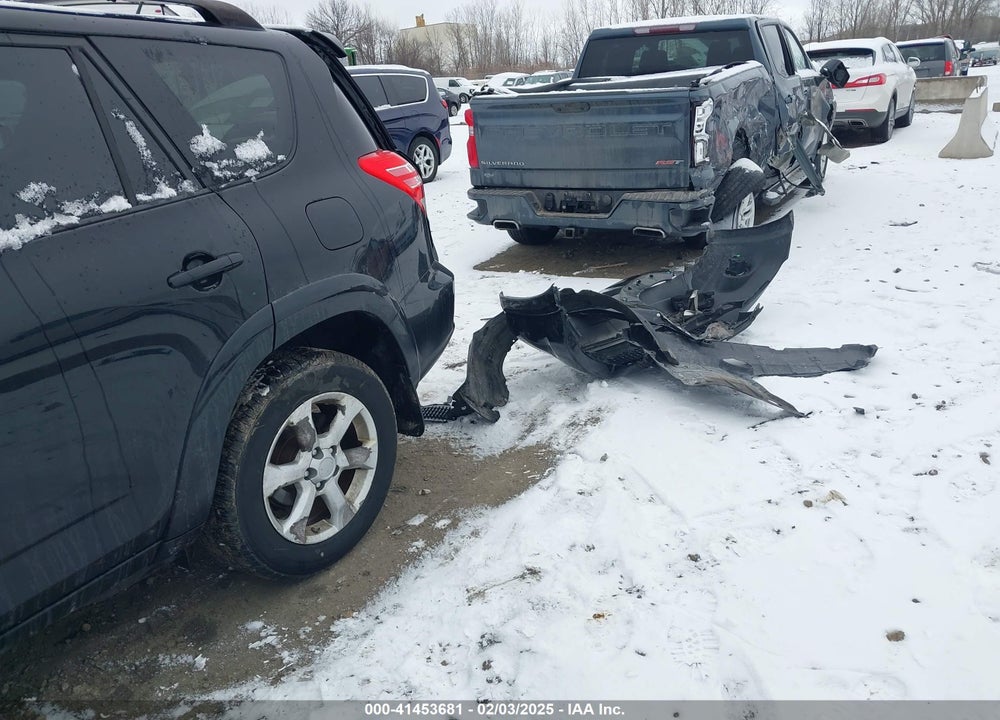 2010 TOYOTA RAV4 LIMITED VIN: JTMDK4DV8A5090687