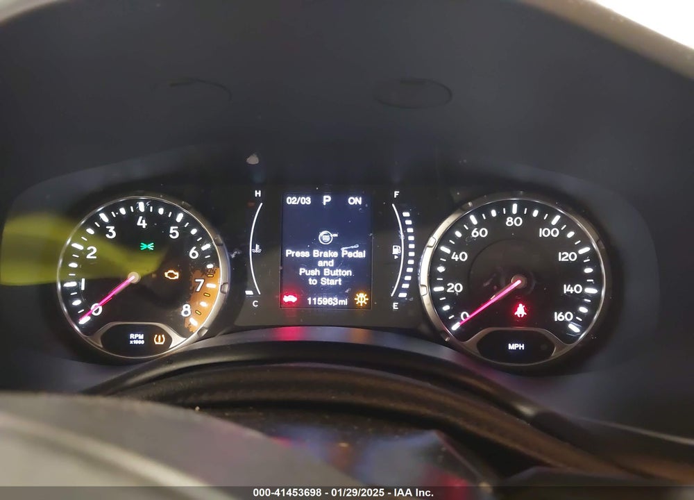 2017 JEEP RENEGADE LATITUDE 4X4 VIN: ZACCJBBB4HPF33673