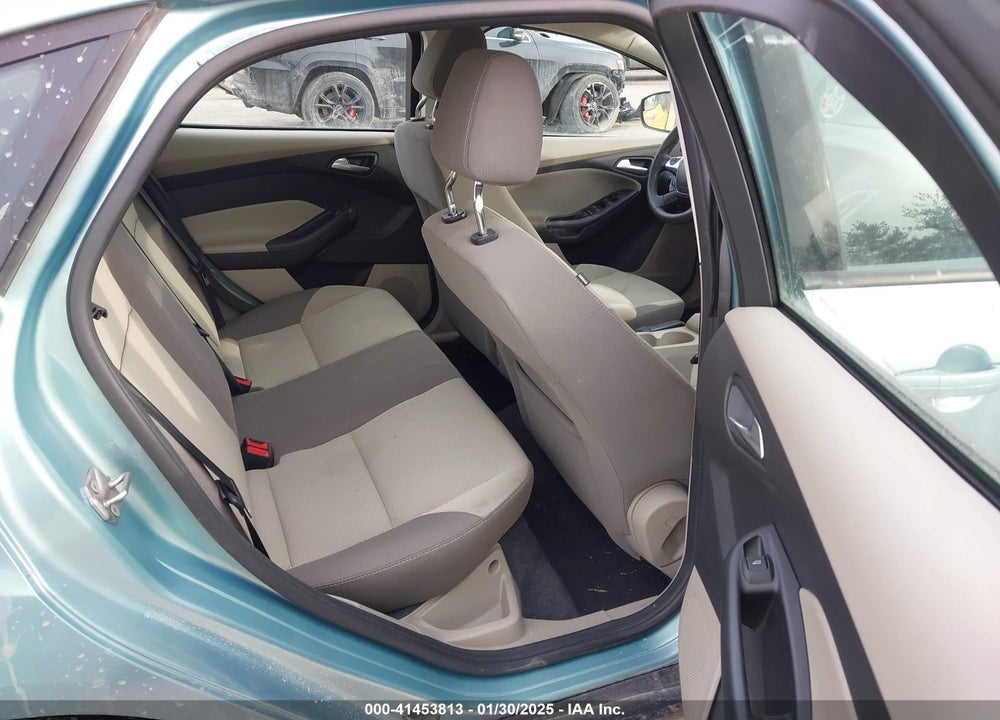 2012 FORD FOCUS VIN: 1FAHP3F28CL242360