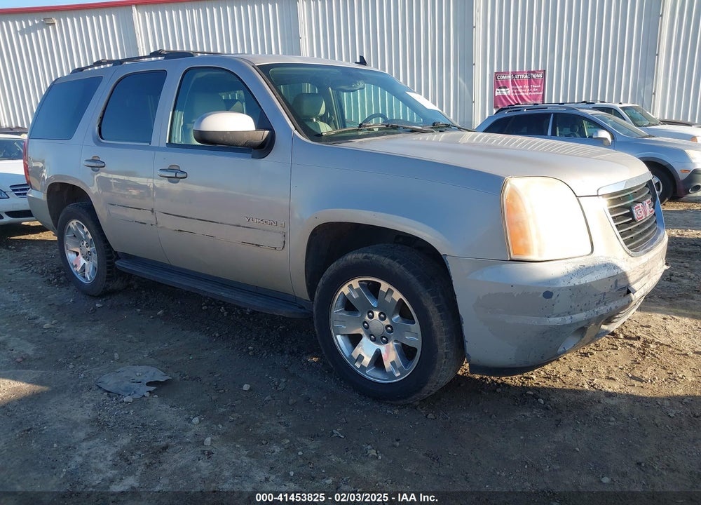 2008 GMC YUKON SLT VIN: 1GKFC13038R105520