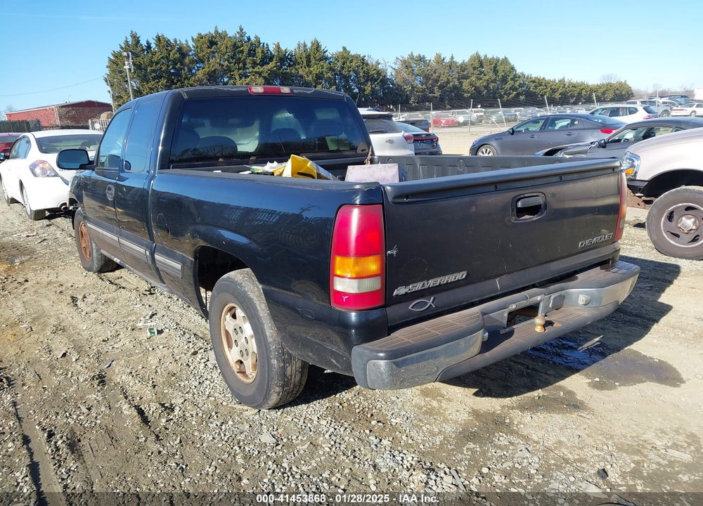 2000 CHEVROLET SILVERADO 1500 LS VIN: 2GCEC19T2Y1299510