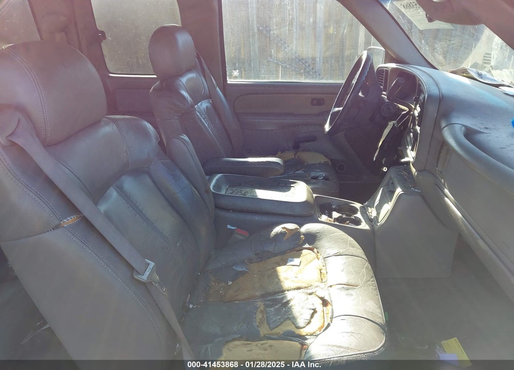 2000 CHEVROLET SILVERADO 1500 LS VIN: 2GCEC19T2Y1299510