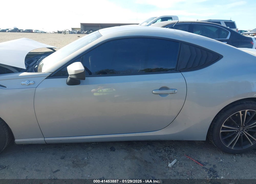 2013 SCION FR-S VIN: JF1ZNAA18D2732222