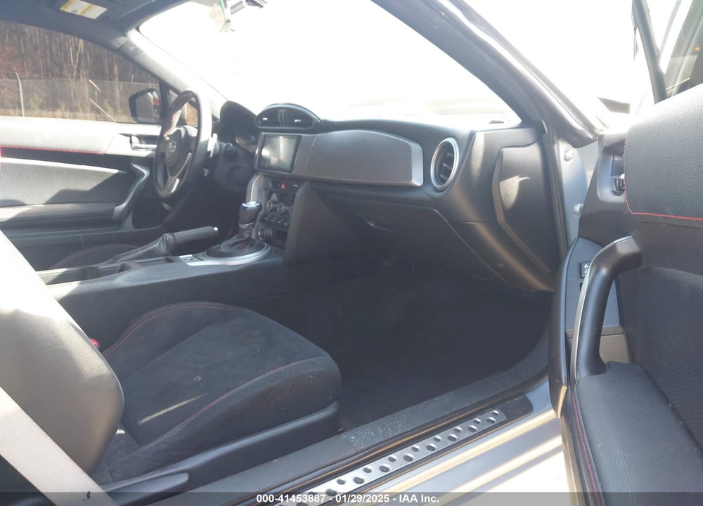 2013 SCION FR-S VIN: JF1ZNAA18D2732222