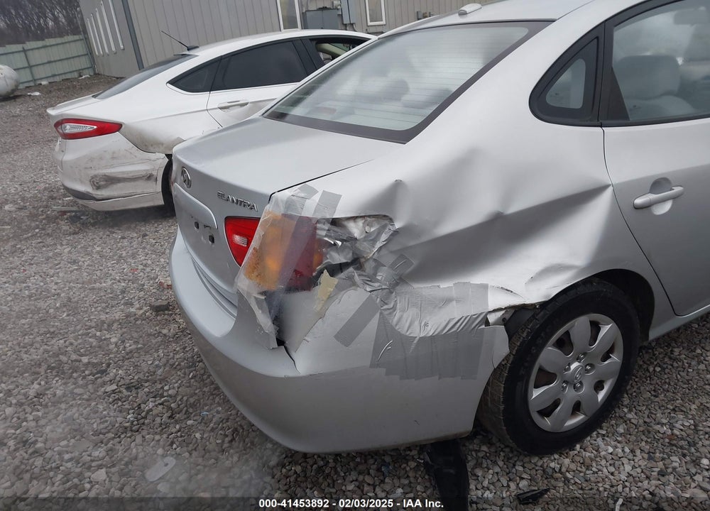 2007 HYUNDAI ELANTRA VIN: KMHDU46D79U621812