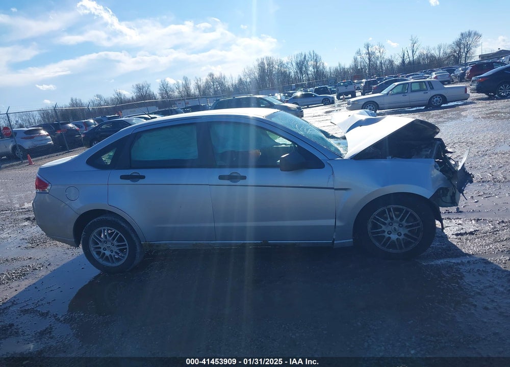 2011 FORD FOCUS SE VIN: 1FAHP3FN6BW145522