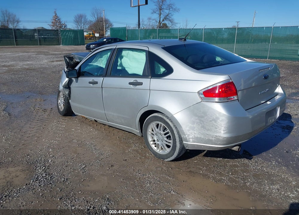 2011 FORD FOCUS SE VIN: 1FAHP3FN6BW145522