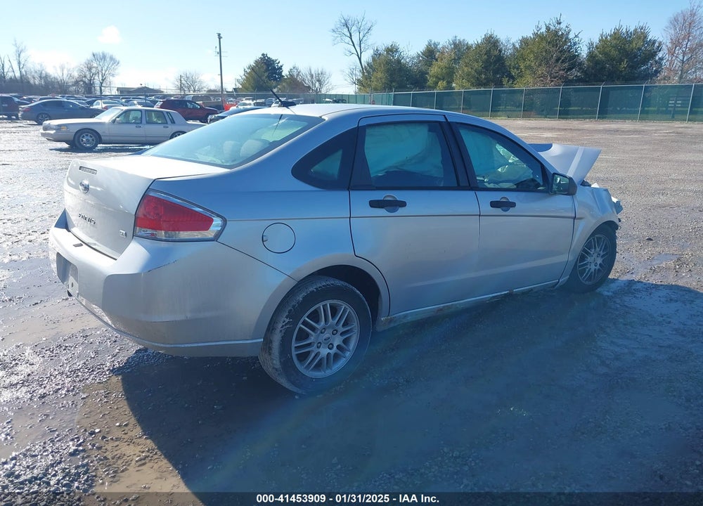 2011 FORD FOCUS SE VIN: 1FAHP3FN6BW145522