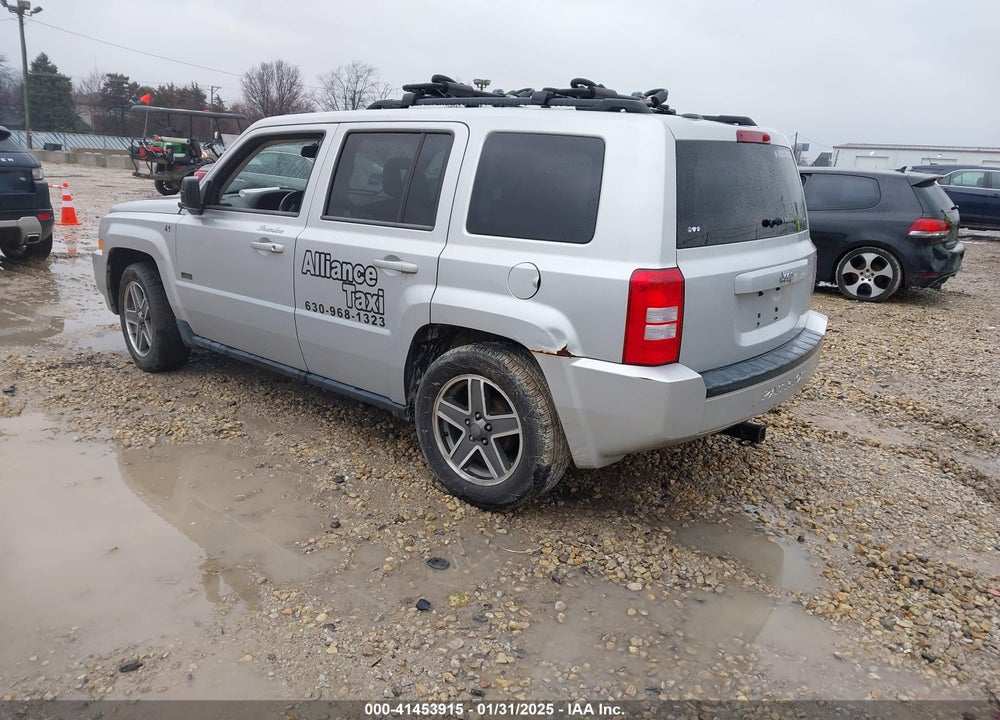 2009 JEEP PATRIOT SPORT VIN: 1J8FT28B99D237555