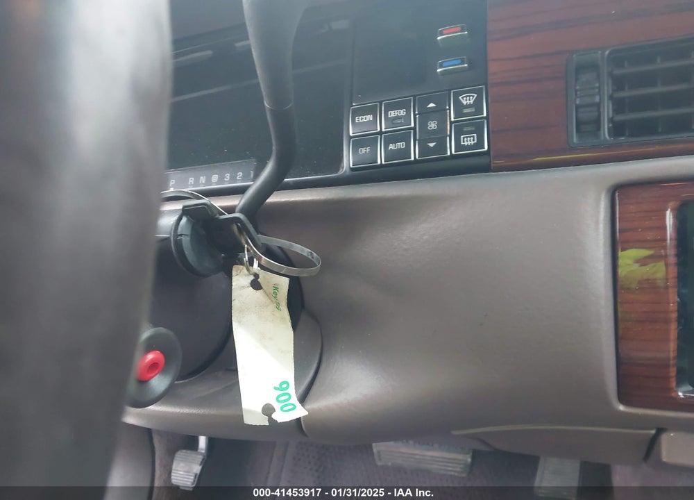 1994 CADILLAC DEVILLE CONCOURS VIN: 1G6KF52Y2RU294422