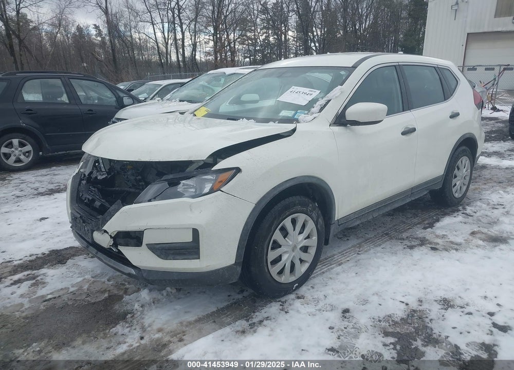 2018 NISSAN ROGUE S VIN: JN8AT2MV3JW329310